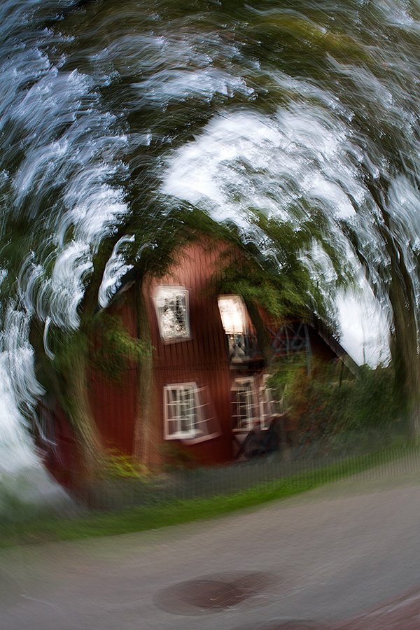  [  ]